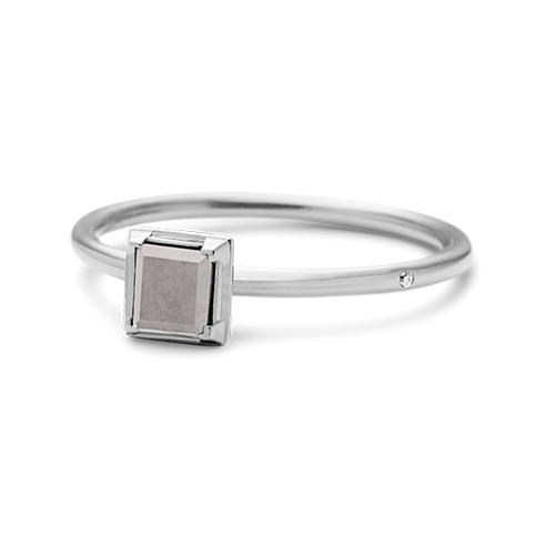 18 karat hvidguld ring med rå diamanter og signatur diamant