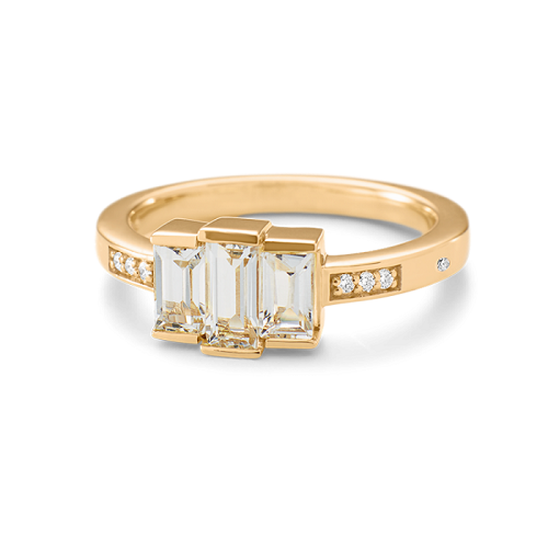 18 karat eksklusiv ring med diamanter fra ro copenhagen