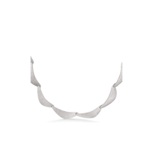 Rhodineret sølv halskæde med trekantet led med børstet overflade
