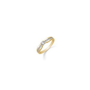 14 karat guld ring med zirkoner og elegant design.