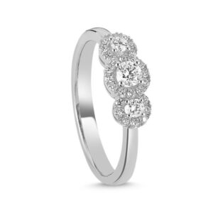 Eksklusiv Cordelia ring i 14 karat hvidguld med brillanter fra Nuran