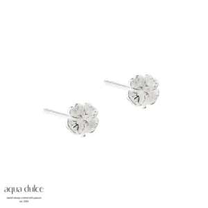 Clover small sølv ørestik fra Aqua Dulce varenr. 6882
